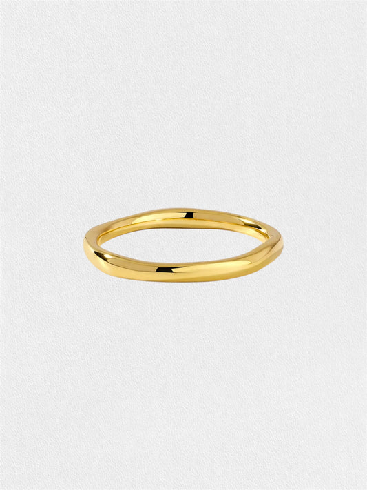Kylie Curve Ring- Minimal